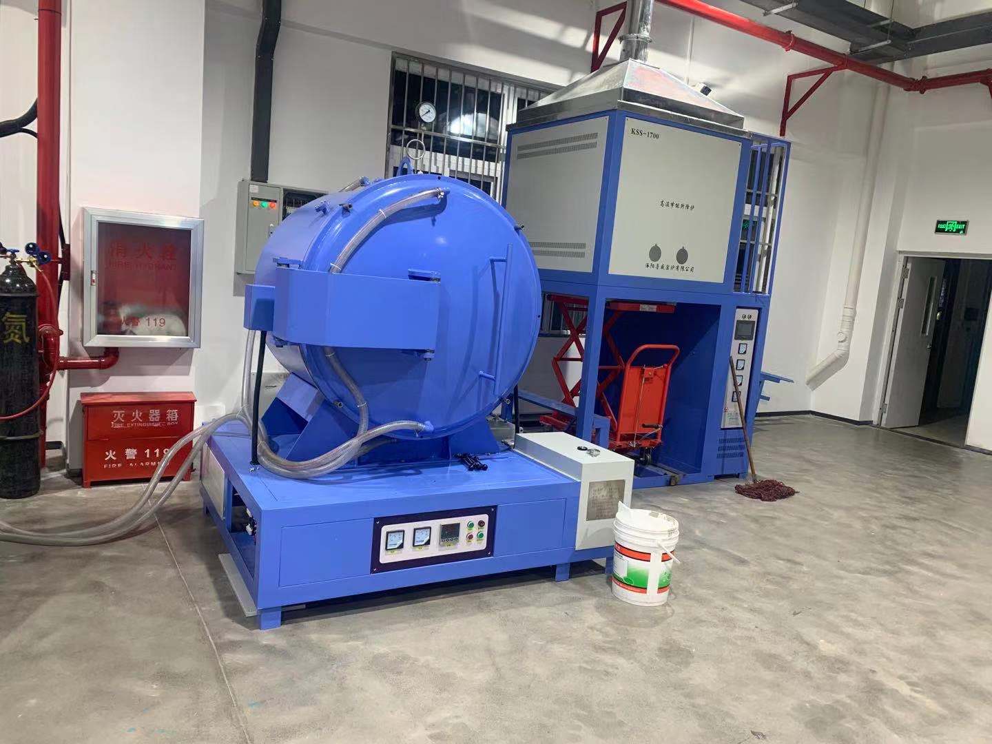 研博炉业发布新一代智能真空炉，引领行业技术革新